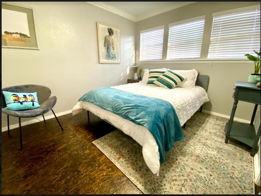 Private Bedroom Suite - Communal House Near Integris Oklahoma City Exterior photo