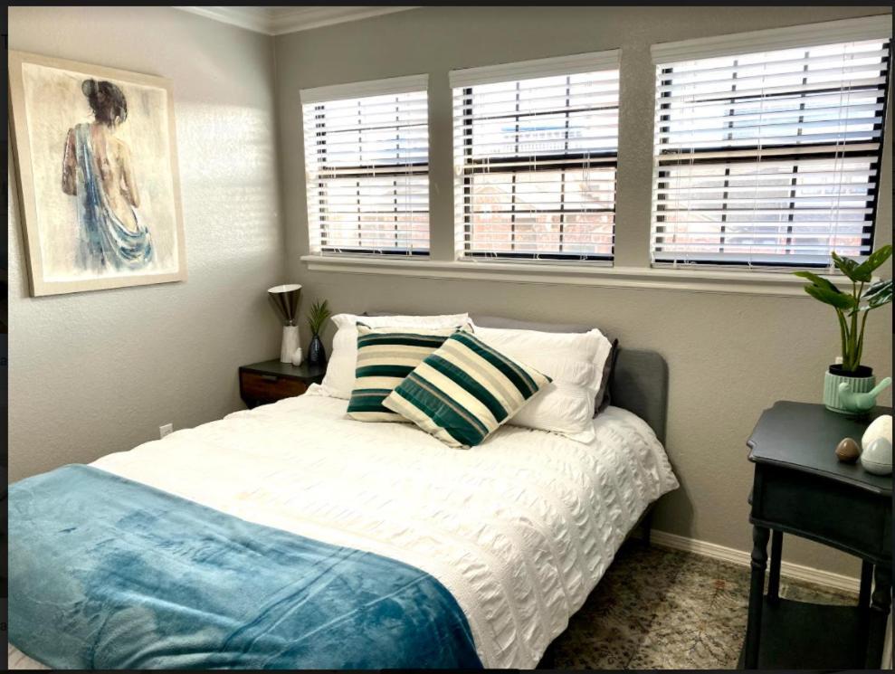 Private Bedroom Suite - Communal House Near Integris Oklahoma City Exterior photo